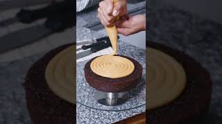 Así se prepara la mejor torta de chocolate  Buenazo [upl. by Gnoc]