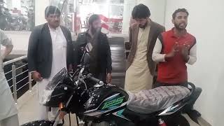 HONDA CB125F 2024 MODEL NEW SHAPE SOUND TESTING AND CUSTOMER REVIEW HONDA ISLAMABAD [upl. by Hurlbut]