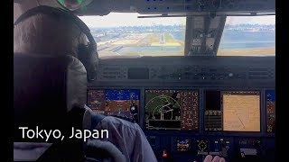 Tokyo Haneda Landing  Cockpit  Pilotseye view VIP Gulfstream G550 [upl. by Rhpotsirhc]