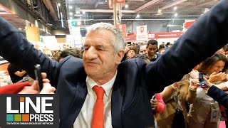 SIA 2024 Jean Lassalle fait le show  Paris  France 27 février 2024 [upl. by Ybbob70]