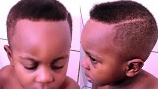 How to barb kids at home with the cheapest hair cut machine Barbing my son hair [upl. by Aneez]