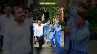 Alakh Sir के JABRA FAN🥹  Ft Alakh Pandey  shorts viral alakhpanday physicswallah [upl. by Alyt98]