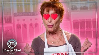 Así fue el PRIMER BESO de Verónica Forqué  MasterChef Celebrity 6 [upl. by Louisa]