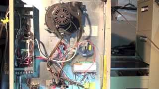 Replacing the Robertshaw HS 780 control with the Honeywell S8610U on the gas furnace Part 5 [upl. by Harpole13]