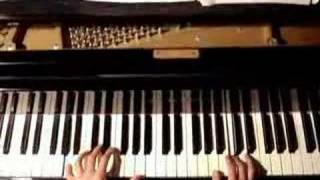 How to play Trance Techno on Keyboard Lesson 1 [upl. by Moitoso]