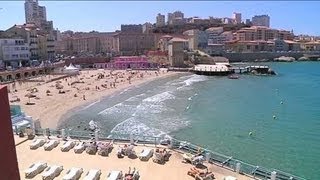 Qui pollue la plage des Catalans [upl. by Rick603]