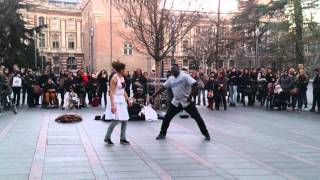 Le Groupe Enjoy  Spectacle de rue  Toulouse [upl. by Yrret]