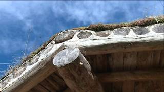 Ecologique et insolite  comment Chloé a construit sa maison à 3 000 euros en Creuse [upl. by Starling]