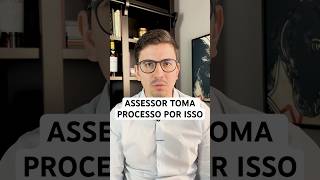 Assessor de investimentos toma processo por isso [upl. by Annaiviv]