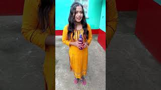 didi mujhe bag aur lunch box de dotrending funny shorts [upl. by Willdon439]