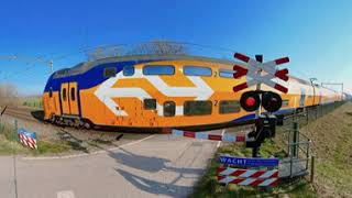 Vr360° Spoorwegovergang Renswoude 😍12K😍  Dutch railroad crossing in Vr 360° [upl. by Garibull]