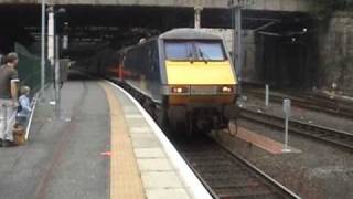 GNER 225 Departs Edinburgh Waverly [upl. by Llyrehc]