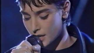 Sinead OConnor  Thank You For Hearing Me performance 1994HQ [upl. by Eetse]