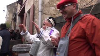 Irancy 2016  les visiteurs de la SaintVincent saventils chanter Joyeux enfants de la Bourgo [upl. by Runkel]