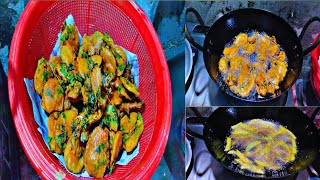 pakora recipe aloo ky pakory recipe Crispi pakora recipe Pakistani family vlog [upl. by Rotce67]