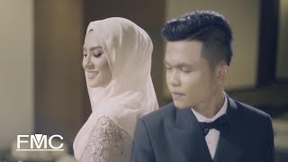 Tajul amp Wany Hasrita  Disana Cinta Disini Rindu Official Music Video [upl. by Aseen628]