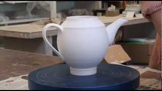 104Glazing 3 Teapots with HsinChuen Lin [upl. by Tenney587]