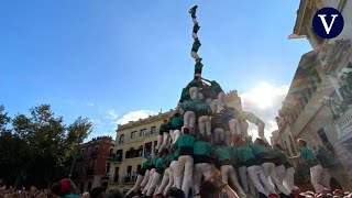 Los Castellers de Vilafranca hacen historia y cargan por primera vez un pilar de 9 [upl. by Cyndy]