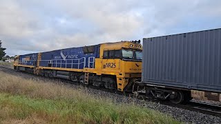 3PM6 PN quotLinfox Express 2quot NR1 NR25 Perth to Melbourne 1900 181024 Stawell VIC [upl. by Horgan]