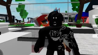 Scaring random people in ROBLOX 😁😁😁😁 [upl. by Payson]