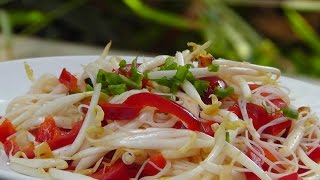 Vegan Vegetarisches Thai Rezept Sojasprossen Salat mit Glasnudeln [upl. by Fox644]