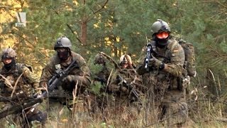 EGBKräfte der Fallschirmjäger üben für den Einsatz  Bundeswehr [upl. by Edieh]