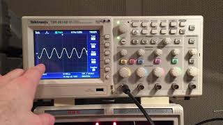 Oscilloscope trigger [upl. by Kacy]