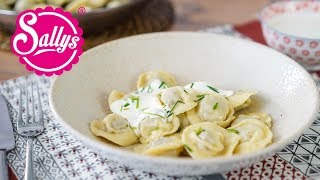 Pelmeni – russische gefüllte Teigtaschen  пельмени  Sallys Welt [upl. by Sarchet145]