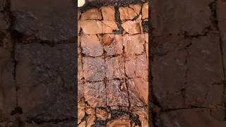 Brownie fácil e econômico com casquinha crocante e bem úmido😍 brownie receitas [upl. by Odilia7]