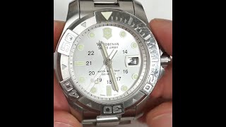 Victorinox dive master 500 241039 with a Swiss Ronda 715 movement battery replacement  review [upl. by Changaris264]