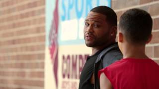 Dre Anthony Anderson Trips  blackish Blooper [upl. by Fonz390]