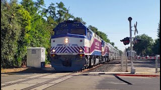 HD AMAZING K5LA HORNS on Altamont Corridor Express Trains [upl. by Kohn]