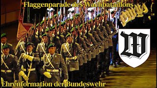 Preußischer Präsentiermarsch Flaggenparade des Wachbataillons BMVg  Ehrenformation der Bundeswehr [upl. by Eirehc]