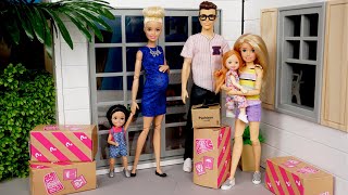 Barbie Doll Family Moving Day Story New Dollhouse [upl. by Strenta]