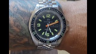 The Momentum Sea Quartz 30 FINALLY have my Magnum PI Watch [upl. by Jere]