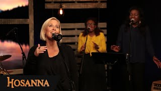 Hosanna Music  Hosanna  Nul autre nom  Couronné vainqueur  Alléluia [upl. by Krakow]