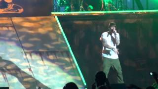 Eminem Sing for the moment LIVE in New Zealand [upl. by Htebharas]