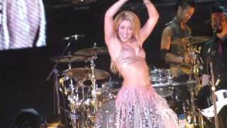 shakira  hips dont lie live in Italy 2011 [upl. by Essilem]