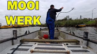 Twee ankers zoeken met een roeiboot en een dreg [upl. by Nylzaj]