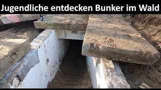 Jugendliche finden Bunker im Wald und graben ihn aus [upl. by Nerland]