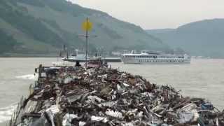 Auf dem Rhein durch die Loreley mit Vorspannschlepper [upl. by Ettener]