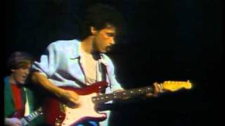 Hall amp Oates  Introduction live in Montreal March 1983 [upl. by Puiia704]