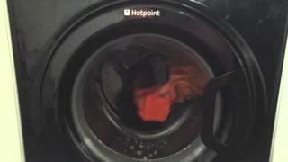 Hotpoint WMXTF942 washing machine doing a cycle [upl. by Nathanael]