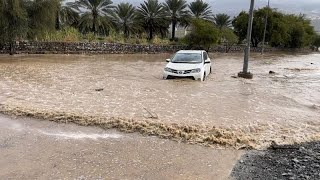 Al menos cuatro muertos por las inundaciones en Omán tres de ellos niños [upl. by Noah]