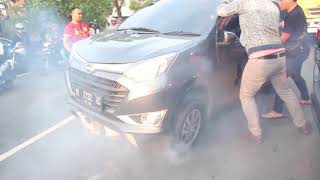 Video Viral Penangkapan Buronan Terpidana Korupsi PWU Jatim Berlangsung Dramatis [upl. by Eelimaj322]