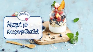 Rezept für Knusperfrühstück mit Joghurt und Beeren  Landliebe [upl. by Allimaj960]