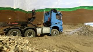 Tamiya MB Arocs 3363 Lesu 6x6 and WPL C24 stuck in dirt MTC Osnabrück [upl. by Leinahtam296]