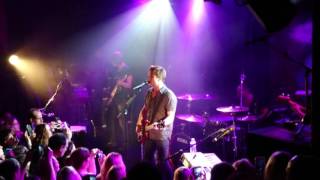 David Hallyday  Le coeur qui boite  Paris  12122016 [upl. by Yvonne]