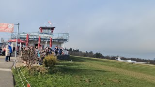 Fliegerschule Wasserkuppe Flugschule auf der Wasserkuppe 950 m ü NHN Höhe der höchste Berg der Rhön [upl. by Suoiradal]