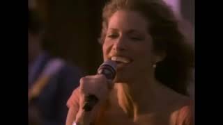 Carly Simon Nobody Does it Better ￼ [upl. by Saxen719]